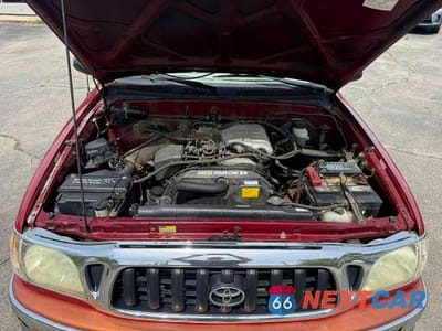 Zdjęcie 8 z 11 samochodu: 2002 TOYOTA TACOMA XTRACAB VIN:5TEWN72N52Z895629 - miniatura