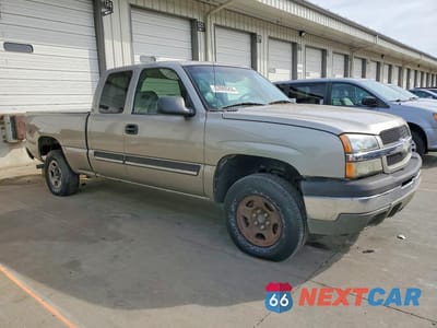 Czwarte zdjęcie samochodu z boku: 2003 CHEVROLET SILVERADO K1500 VIN:1GCEK19VX3E274429 - miniatura
