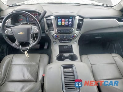 Zdjęcie 8 z 13 samochodu: 2017 CHEVROLET SUBURBAN K1500 LT VIN:1GNSKHKC5HR263544 - miniatura