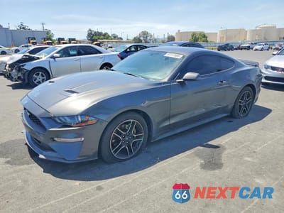 2020 FORD MUSTANG 1FA6P8TH8L5104027 - główne zdjęcie licytacji z USA - miniatura
