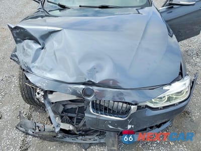 Zdjęcie 11 z 12 samochodu: 2018 BMW 330 XI VIN:WBA8D9G53JNU66648 - miniatura
