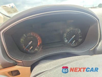 Zdjęcie 9 z 12 samochodu: 2015 FORD FUSION SE VIN:3FA6P0H7XFR136481 - miniatura