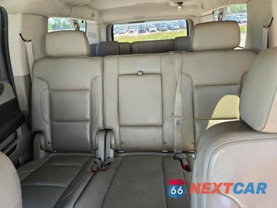 Zdjęcie 10 z 13 samochodu: 2015 CHEVROLET SUBURBAN C1500 LT VIN:1GNSCJKC8FR542679 - miniatura