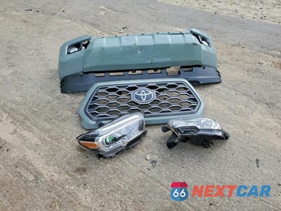 Zdjęcie 12 z 13 samochodu: 2022 TOYOTA TACOMA TRD SPORT VIN:3TYCZ5AN1NT102412 - miniatura