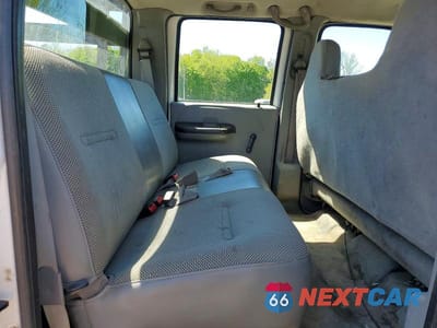 Zdjęcie 10 z 12 samochodu: 2007 FORD F350 SRW SUPER DUTY VIN:1FTWW31507EB03324 - miniatura