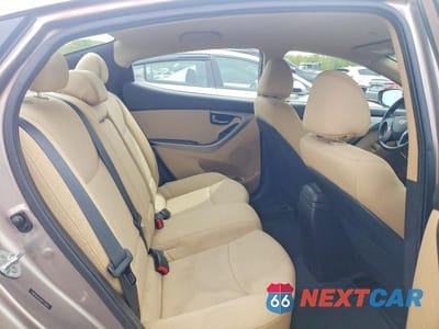 Zdjęcie 10 z 12 samochodu: 2013 HYUNDAI ELANTRA GLS VIN:5NPDH4AE0DH173604 - miniatura