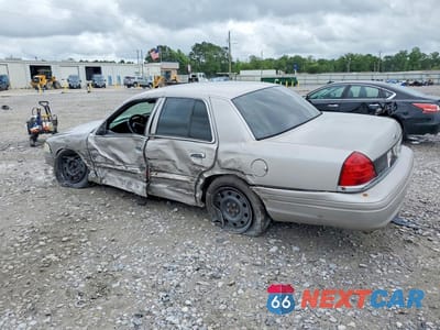 Drugie zdjęcie samochodu z przodu: 2008 FORD CROWN VICTORIA POLICE INTERCEPTOR VIN:2FAHP71V28X102243 - miniatura