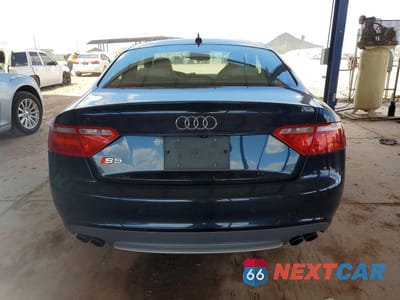 Zdjęcie 6 z 12 samochodu: 2009 AUDI S5 QUATTRO VIN:WAURV78T39A004032 - miniatura