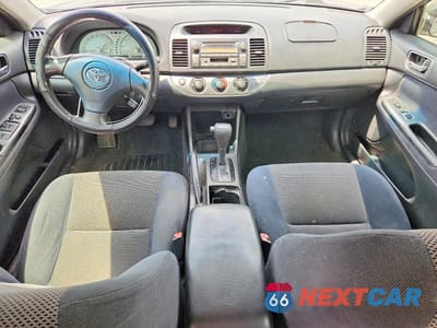 Zdjęcie 8 z 12 samochodu: 2004 TOYOTA CAMRY SE VIN:4T1BA32K34U015057 - miniatura