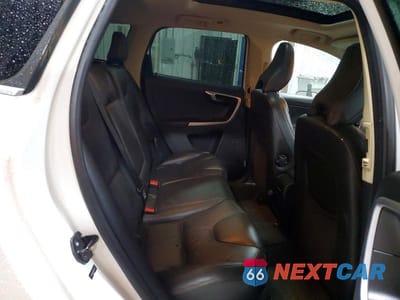 Zdjęcie 11 z 13 samochodu: 2012 VOLVO XC60 3.2 VIN:YV4952DZ3C2241764 - miniatura