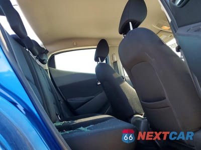 Zdjęcie 10 z 12 samochodu: 2016 SCION IA BASE VIN:3MYDLBZV0GY125519 - miniatura