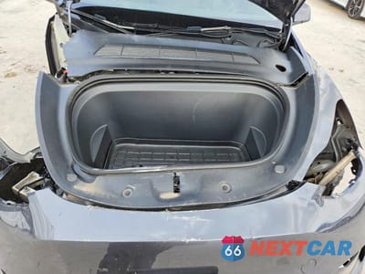 Zdjęcie 11 z 13 samochodu: 2023 TESLA MODEL Y VIN:7SAYGDEF7PF874976 - miniatura