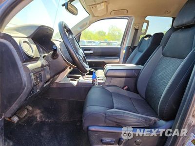 Zdjęcie 7 z 12 samochodu: 2017 TOYOTA TUNDRA SR5 VIN:5TFUW5F1XHX596525 - miniatura