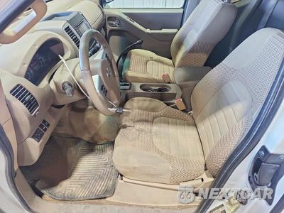 Zdjęcie 7 z 12 samochodu: 2016 NISSAN FRONTIER SV V6 VIN:1N6AD0CW8GN742942 - miniatura