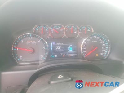 Zdjęcie 9 z 12 samochodu: 2018 CHEVROLET SILVERADO K1500 LT VIN:3GCUKRECXJG303531 - miniatura
