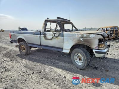 Czwarte zdjęcie samochodu z boku: 1990 FORD F250 VIN:1FTHF26H3LPA76673 - miniatura