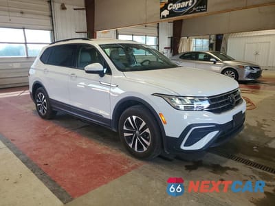 Czwarte zdjęcie samochodu z boku: 2024 VOLKSWAGEN TIGUAN S VIN:3VVFB7AX0RM136455 - miniatura