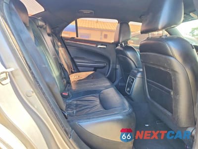 Zdjęcie 10 z 12 samochodu: 2014 CHRYSLER 300 VIN:2C3CCAAG6EH275949 - miniatura