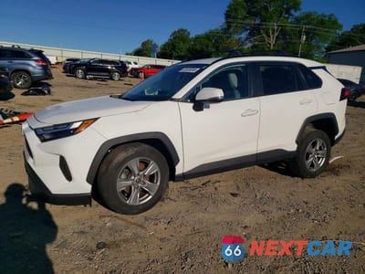 2022 TOYOTA RAV4 XLE 2T3P1RFV2NC274212 - główne zdjęcie licytacji z USA - miniatura