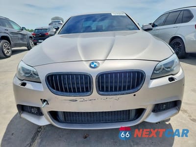 Piąte zdjęcie samochodu w środku: 2014 BMW 528 I VIN:WBA5A5C56ED504055 - miniatura