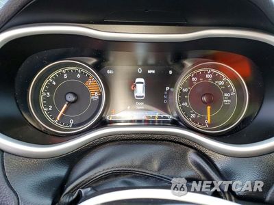 Zdjęcie 9 z 13 samochodu: 2017 JEEP CHEROKEE TRAILHAWK VIN:1C4PJMBS8HW552209 - miniatura