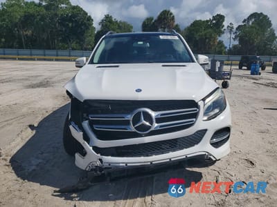 Piąte zdjęcie samochodu w środku: 2016 MERCEDES-BENZ GLE 350 VIN:4JGDA5JB0GA625946 - miniatura