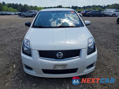Piąte zdjęcie samochodu w środku: 2012 NISSAN SENTRA 2.0 VIN:3N1AB6AP6CL713282 - miniatura