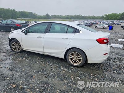 Drugie zdjęcie samochodu z przodu: 2019 CHEVROLET CRUZE LT VIN:1G1BE5SM9K7104092 - miniatura