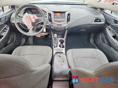 Zdjęcie 8 z 12 samochodu: 2017 CHEVROLET CRUZE LT VIN:1G1BE5SM5H7124297 - miniatura