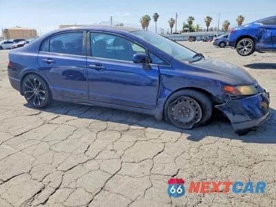 Czwarte zdjęcie samochodu z boku: 2008 HONDA CIVIC LX VIN:2HGFA165X8H533966 - miniatura