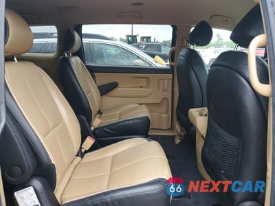Zdjęcie 11 z 13 samochodu: 2016 KIA SEDONA LX VIN:KNDMB5C14G6213537 - miniatura