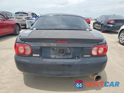 Zdjęcie 6 z 12 samochodu: 2002 MAZDA MX-5 MIATA BASE VIN:JM1NB353220226435 - miniatura