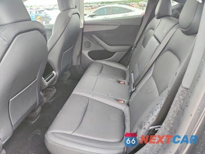 Zdjęcie 10 z 12 samochodu: 2026 TESLA MODEL Y VIN:7SAYGDED7TA461039 - miniatura