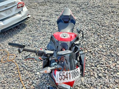 Piąte zdjęcie samochodu w środku: 2024 KAWASAKI ZR900 F VIN:ML5ZRDF18RDA69705 - miniatura