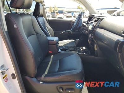 Zdjęcie 7 z 13 samochodu: 2014 TOYOTA 4RUNNER TRAIL PREMIUM VIN:JTEBU5JR2E5180868 - miniatura