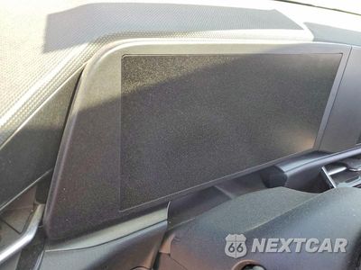 Zdjęcie 9 z 13 samochodu: 2023 KIA NIRO LX VIN:KNDCP3LE5P5091149 - miniatura