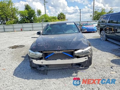 Piąte zdjęcie samochodu w środku: 2017 BMW 330 I VIN:WBA8B9G36HNU56274 - miniatura