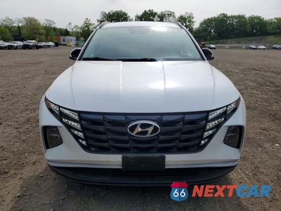 Piąte zdjęcie samochodu w środku: 2022 HYUNDAI TUCSON SEL VIN:5NMJBCAE6NH017838 - miniatura
