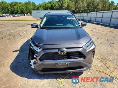 Piąte zdjęcie samochodu w środku: 2021 TOYOTA RAV4 XLE VIN:2T3P1RFV2MC238146 - miniatura