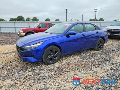 2023 HYUNDAI ELANTRA SEL KMHLM4AG4PU604640 - główne zdjęcie licytacji z USA - miniatura