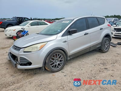 2014 FORD ESCAPE S 1FMCU0F77EUC51583 - główne zdjęcie licytacji z USA - miniatura