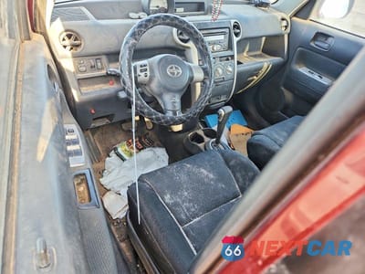 Zdjęcie 8 z 13 samochodu: 2006 TOYOTA SCION XB VIN:JTLKT324164108988 - miniatura