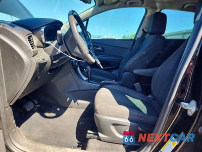 Zdjęcie 7 z 14 samochodu: 2017 CHEVROLET TRAX LS VIN:3GNCJKSB9HL177561 - miniatura