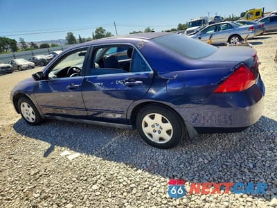 Drugie zdjęcie samochodu z przodu: 2006 HONDA ACCORD LX VIN:1HGCM564X6A136827 - miniatura