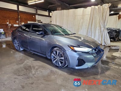 Czwarte zdjęcie samochodu z boku: 2019 NISSAN MAXIMA 3.5 SL VIN:1N4AA6AV9KC367338 - miniatura