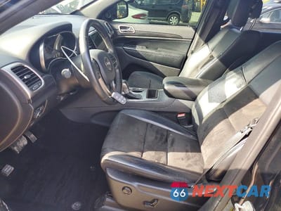 Zdjęcie 7 z 13 samochodu: 2019 JEEP GRAND CHEROKEE LAREDO VIN:1C4RJEAG6KC716027 - miniatura