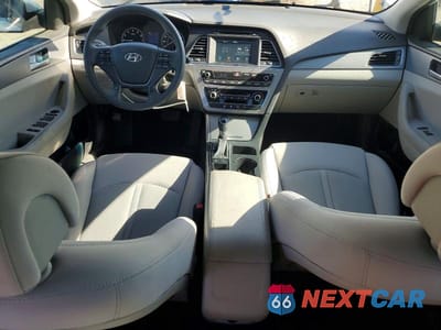 Zdjęcie 8 z 12 samochodu: 2016 HYUNDAI SONATA SE VIN:5NPE24AF3GH402246 - miniatura