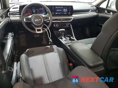 Zdjęcie 8 z 13 samochodu: 2023 KIA K5 LXS VIN:5XXG14J25PG196805 - miniatura