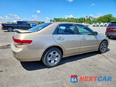 Trzecie zdjęcie samochodu z tyłu: 2003 HONDA ACCORD EX VIN:1HGCM56613A088552 - miniatura