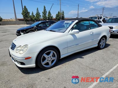 2004 MERCEDES-BENZ CLK 500 WDBTK75G34T031848 - główne zdjęcie licytacji z USA - miniatura